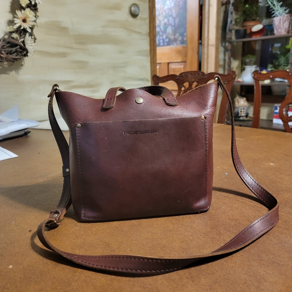 Portland leather mini crossbody